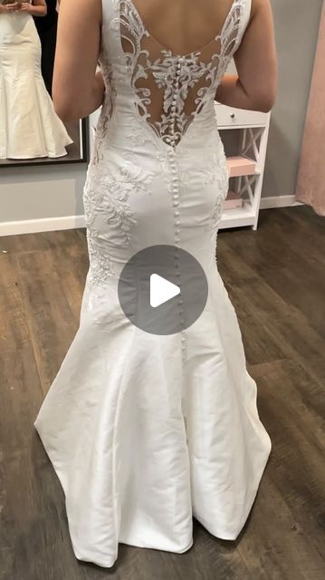 Front Bustle Wedding Dress, Ways To Bustle Wedding Dress, Bustle For A Line Wedding Dress, Diy Bustle Wedding Dress, Fit And Flare Wedding Dress Bustle, Bustle Wedding Dress Styles Trains, Bustle Wedding Dress Styles, French Bustle Wedding Dress, Ballroom Bustle