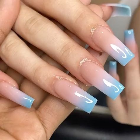 Nail Bae💅🏽💗 on Instagram: “Icy Blue❄️ London is so cold right now I’m reminiscing about summer time. • • • • • Follow @nailtheeglam For More Nail Inspo💅🏽 📸: Created…” Tapered Square Acrylic Nails, Tapered Square Nails, Tapered Square, Fall Acrylic Nails, Long Square Acrylic Nails, Summer Acrylic Nails, Square Acrylic Nails, Coffin Nails Designs, Pretty Acrylic Nails