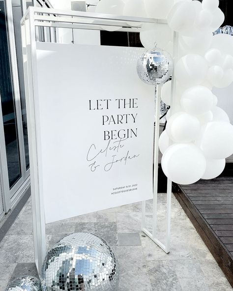 Disco Ball Decorations, Surf Birthday Party, Engagement Signs, Party Entrance, Minimalist Wedding Decor, Dream Wedding Decorations, Classic Wedding Cake, Surprise Wedding, Event Signage