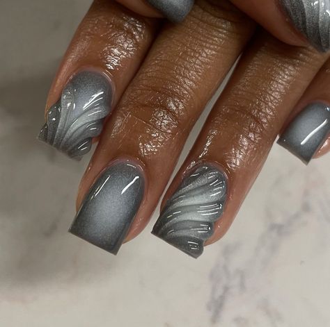 Grey Nails Ideas Short, Short Acrylic Nails Airbrush, Shirt Nail Design Ideas, Nails Design Short, Nurse Nails Acrylic, Short Airbrush Nails, Fall Nail Designs Short, Dope Nail Designs Short, Lily Nails