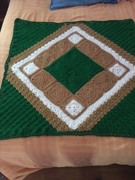 Baseball Crochet Pattern, Baseball Crochet, Christmas Gift Crochet, Kid Blanket, Baby Afghan Crochet Patterns, Crochet Store, Crocheted Stuff, Sew Projects, Bird Designs