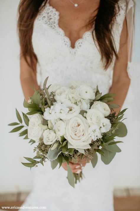 White wedding bouquet White Wedding Bouquets, Wedding Activities, Bouquet Ideas, Marrying My Best Friend, Long Island Ny, Allure Bridal, Second Weddings, Floral Bridal, Themed Wedding