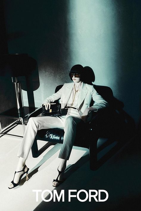 Tom Ford Campaign, Jeanne Cadieu, Vogue Fashion Photography, Tom Ford Dress, 70s Glamour, Tom Ford Brand, Tom Ford Bag, Italian Luxury Brands, Tom Ford Men