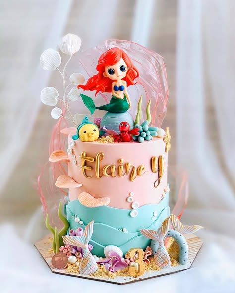 Mermaid Cake Design, Kue Disney, Little Mermaid Birthday Cake, Ariel Cake, Fondant Cakes Birthday, Mermaid Birthday Party Decorations, Mermaid Birthday Cakes, Ariel Birthday