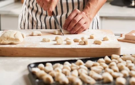 Make Gnocchi, Stand Mixer Recipes, Gnocchi Recipes Homemade, Quinoa Recipes Healthy, Kitchen Aid Recipes, Making Gnocchi, Mixer Recipes, Homemade Gnocchi, Gnocchi Recipes