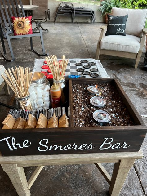 Smores Station, Bar Display, S'mores Bar, Bar Displays, 16 Birthday, Diy Bar, Sleepover Party, Sweet 16 Birthday, S Mores