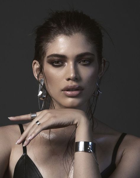 Valentina Sampaio (Special Projects) Valentina Sampaio, Michael Kelly, Character Model, Celebrity Faces, Vogue Beauty, She Girl, Famous Models, Face Photo, Woman Crush