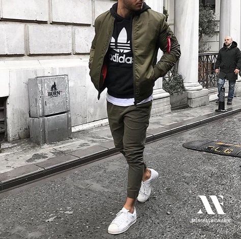 Best Jackets For Men, Cool Jackets For Men, Mens Casual Outfits Summer, Stylish Men Casual, Mens Jackets Casual, Mens Casual Dress Outfits, Neue Outfits, Types Of Jackets, Jackets For Men