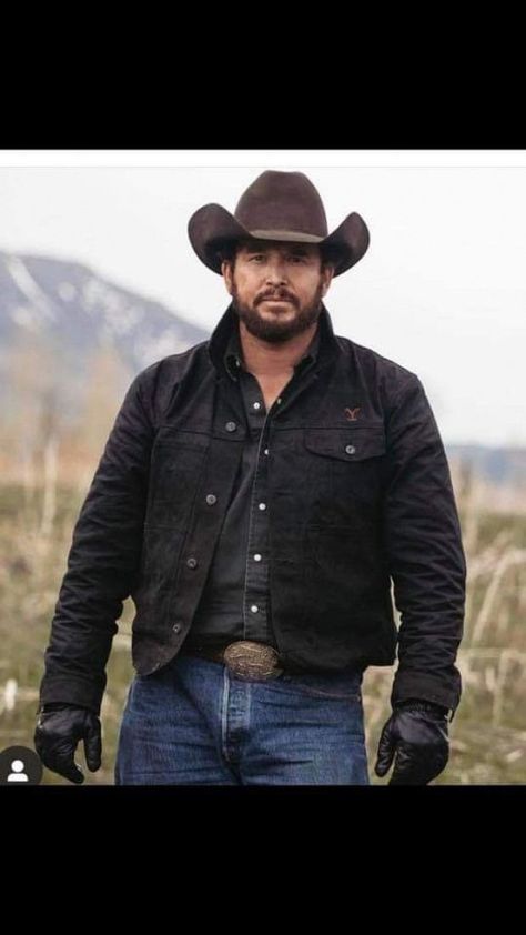 Yellowstone Outfits, Ripped Jacket, Rip Wheeler, Yellowstone Series, Cotton Jacket Men, Black Cotton Jacket, Cole Hauser, Cowboy Jacket, Friend Photography