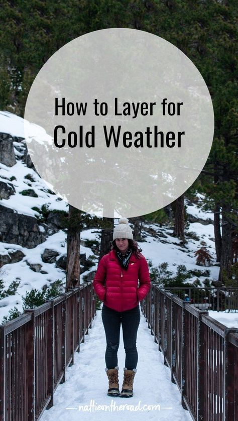 How to Layer for Cold Weather Snow Weather Outfit, Cold Weather Travel Outfit, Types Of Layers, Snow Outfits For Women, Winter Layering Outfits, Layer For Winter, Outfit Ideas Baggy, Skiing Trip, Snow Weather