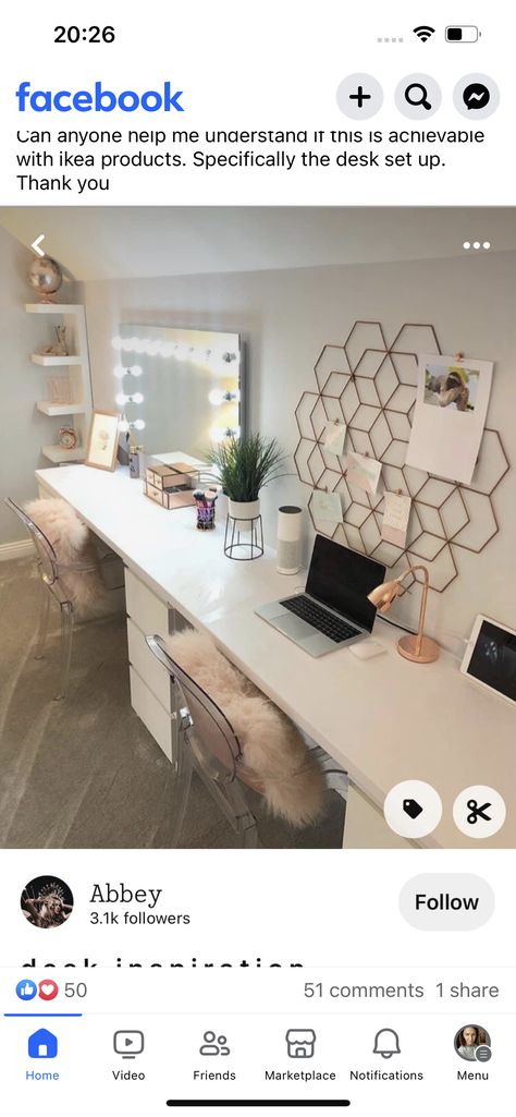 Spare Bedroom Vanity Room, Vanity And Office Desk Combo, Office And Vanity Room Combo, Spare Bedroom Closets, Beauty Room Vanity, Teenage Girl Room, Girl Desk, Office Room Decor, Vanity Room