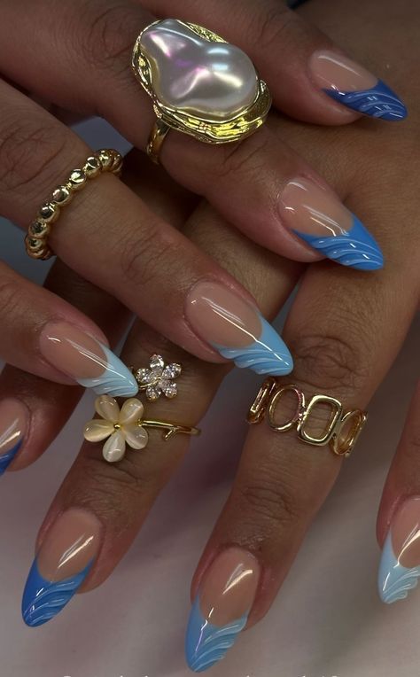 Blue White Nails Design, Blue Celestial Nails, Blue Pearl Nails, Almond Blue Nails, Quince Nails, Blue And Silver Nails, Blue And White Nails, Cute Simple Nails, Cute Nail Art Designs