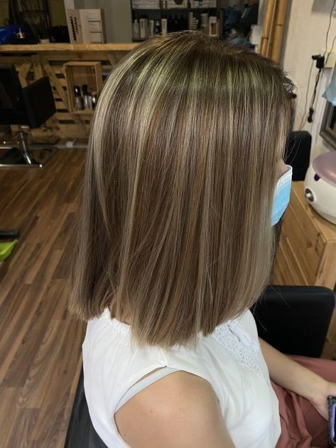 Shoulder Length Hair Highlights, Brown Hair Looks, Brunette Hair With Highlights, Bridal Hair Buns, Brown Hair With Blonde Highlights, Hairstyles For Layered Hair, Brown Hair Balayage, Punk Hair, Blonde Hair With Highlights