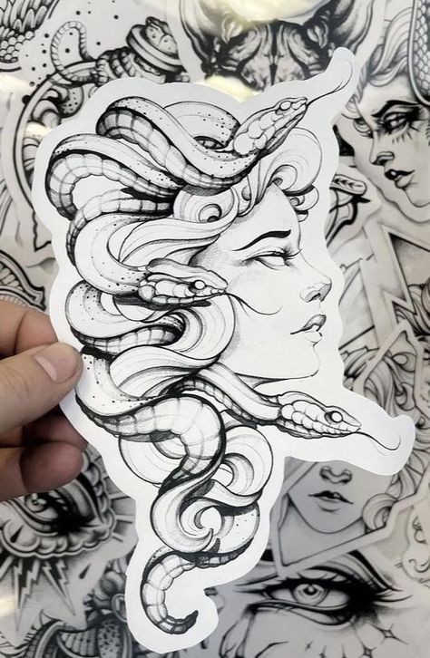 Medusa Design, Gothic Tattoos, Medusa Snake, Medusa Tattoo Design, Greek Mythology Tattoos, Tattoo Outline Drawing, Neck Tattoo For Guys, Flash Tattoo Designs, Mythology Tattoos