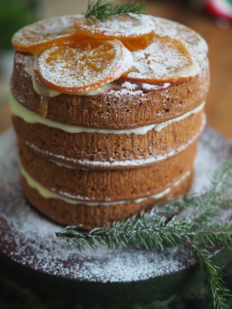 Norwegian Baking, Christmas Delicacies, Orange Spice Cake, Norwegian Waffles, Candied Oranges, Molasses Cake, Scandinavian Recipes, Syrup Cake, Orange Cream Cheese