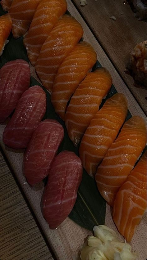 Food Athestic, Sushi Aesthetic, Nigiri Sushi, Cooking Art, Instagram Food, Fruit Recipes, Food Obsession, Pretty Food, Food Cravings