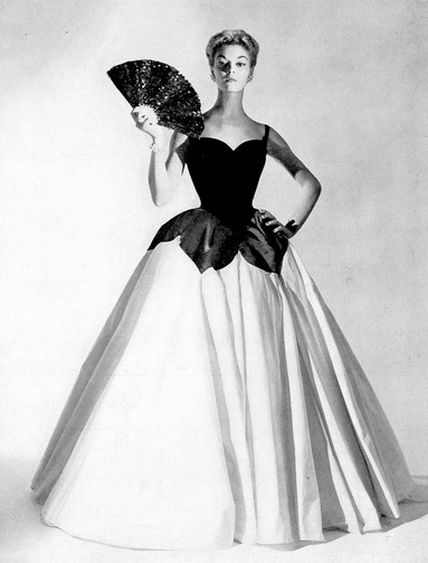 Vestidos Pin Up, Charles James, Fashion 1950s, Vintage Gowns, Vintage Couture, Vintage Glam, Vintage Vogue, Moda Vintage, 50s Fashion