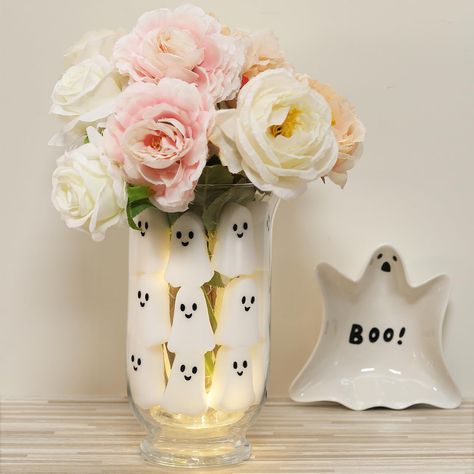 PRICES MAY VARY. Product Packaging: you will get 60 pieces of ghost vase filler decorations, the cute foam ghosts are ideal Halloween home table decoration centerpieces; The white foam ghost is lifelike, and is very suitable as a vase and home decoration to add a strong festive atmosphere to the family and parties Suitable Size: the sponge ghosts are about 2.36 x 1.57 inches/ 6 x 4 cm in size, ensuring that they can fit well into most vases or centerpieces, creating a pleasing arrangement for th Ghost Theme Party, Halloween Party Centerpieces, Halloween Sensory Bin, Halloween Ghost Decor, Fall Halloween Party, Halloween Vase, Halloween Table Centerpieces, Halloween First Birthday, Halloween Party Table