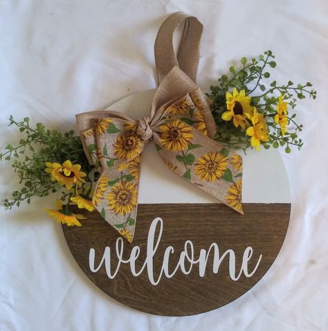 Welcome Sign Round, Door Rounds, Sunflower Welcome Sign, Door Hanger Round, Porch Boards, Circle Signs, Spring Signs, Cricut Signs, Sunflower Door Hanger