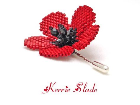 Poppy Tutorial, Poppy Pins, Beadwork Tutorial, Beading Patterns Free, Seed Bead Patterns, Beaded Jewelry Tutorials, Seed Bead Tutorial, Beaded Crafts, Bead Stitching