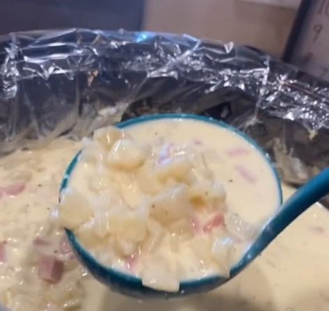 Are you a soup lover? If so, You will definitely want to save this one! Perfect for this time of year! Potato Soup With Ham, Easy Slow Cooker Meal, Crazy Busy Mama, Crockpot Potato Soup, Slow Cooker Potato, Crockpot Potato, Soup With Ham, Slow Cooker Meal, Slow Cooker Potato Soup