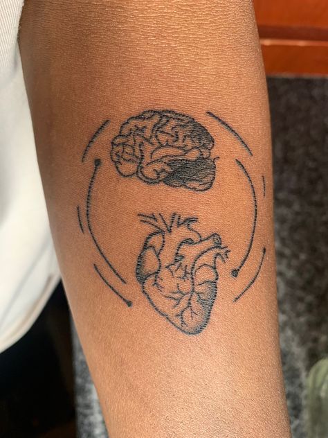 Tattod for black women, art tattoo, arm tattoo. Brain tattoo Takashi Murakami Tattoo Ideas, Earthy Girl Tattoos Black Women, Shoulder Half Sleeve Tattoo For Women Black, Upper Arm Tattoos For Women Black, Women’s Tattoos Sleeves, Wrist Tattoos Black Women, Tattoo 8 Ball, Women Art Tattoo, Open Minded Tattoo