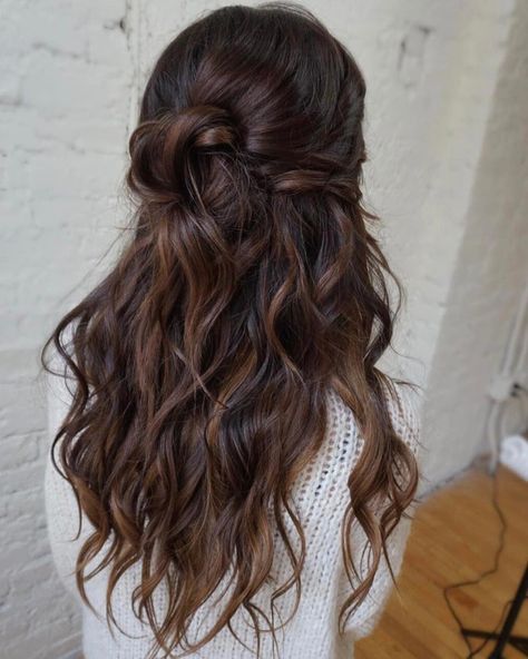 Gorgeous Boho Hairstyle #promUpdos Wedding Hair Brunette, Half Up Wedding Hair, Wedding Hair Half, Boho Hairstyle, Diy Wedding Hair, Bridesmaid Hair Long, Boho Wedding Hair, Bridesmaid Hair Half Up, Rose Tyler