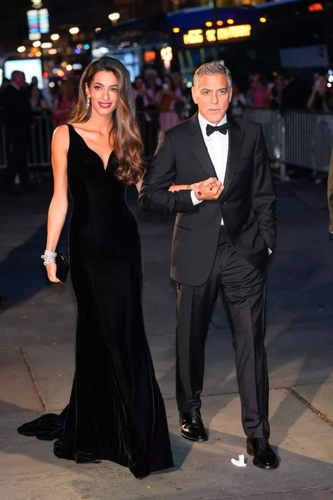 George Clooney Made Sweet Comments About Amal at The Albies George Clooney Tuxedo, George And Amal Clooney Wedding, George Clooney And Julianna Margulies, George Clooney Amal Alamuddin, George Clooney And Amal, Formal Chic, Amal Clooney, Celebrity Moms, George Clooney