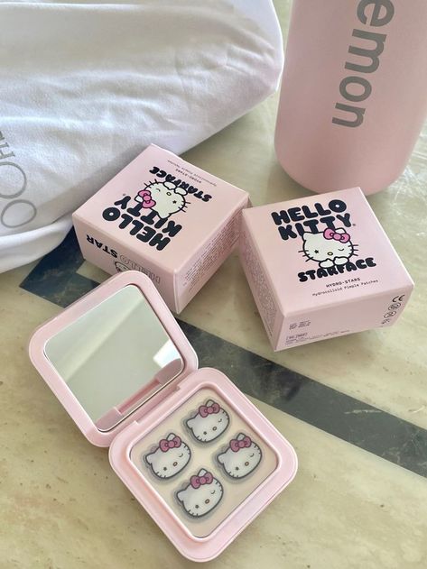 Hello Kitty Products, Sanrio Things, Dream Products, Kitty Makeup, Parfum Victoria's Secret, Hello Kitty Gifts, Alat Makeup, Images Hello Kitty, Hello Kitty Makeup