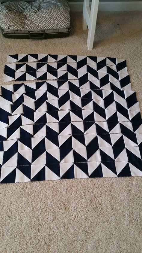 Classy Quilt Patterns, Navy And White Quilts, 2 Colour Quilts, Two Color Quilt Patterns, Two Color Quilts Patterns Free, 2 Color Quilts, Black Quilts, Black And White Quilt, Simple Quilting