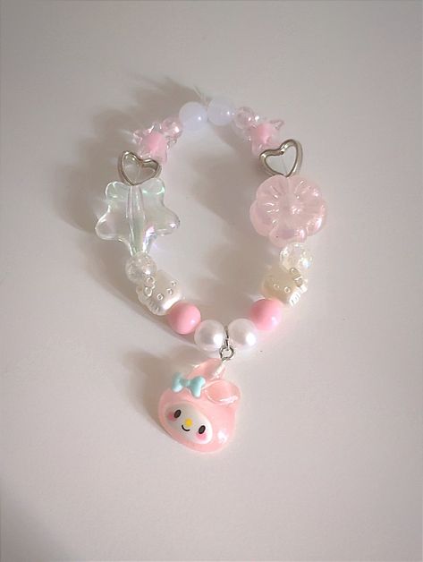 Bracelet based on the sanrio charm💕 Cute Bead Bracelet, Cute Charms, Bead Bracelet, Charms, Beaded Bracelets, Bracelet, Beads, Quick Saves