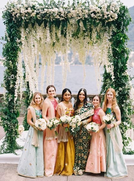 Bridesmaids in Traditional Indian Bridesmaid Dresses | #bridesmaid #bridesmaiddress #bridesmaiddresses #indianwedding #indianweddings Botanical Garden Wedding Invitations, Indian Bridesmaid Dresses, Indian Bridesmaids, Provence Wedding, Wedding Mandap, Beautiful Bridesmaid Dresses, Bridesmaid Dress Styles, Indian Wedding Ceremony, Fusion Wedding