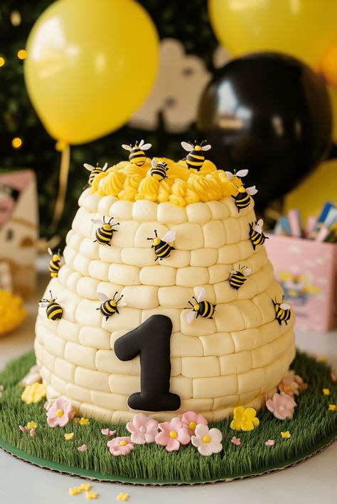 First Bee-day 1st Birthday Party First Bee Day Cake Smash, First Birthday Bumble Bee Theme, First Bee Day Party Cake, Bees Birthday Party Ideas, Bee 1st Birthday Party Boy, Bee Themed Birthday Party Food, Bumblebee First Birthday Girl, 1st Birthday Girl Bee Theme, So Sweet To Bee One Birthday