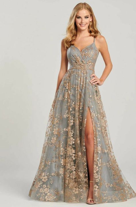 Ethereal Gown, Chique Outfits, Shimmer And Shine, Cute Prom Dresses, Pretty Prom Dresses, Tulle Gown, Grad Dresses, Ball Gowns Prom, Mon Cheri