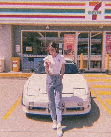 Jdm Couple, Miata Photoshoot, 90s Jdm Aesthetic Wallpaper, Jdm Retro Aesthetic, 90s Anime Cars Aesthetic, Jdm Cars 90s Aesthetic, 90s Japan Aesthetic Cars, Jdm Girls, Black Superstar