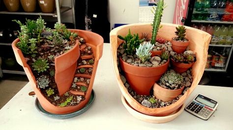 Broken Clay Pots Ideas, Broken Pottery Ideas, Broken Pot Garden, Fairy Pots, Fairy Garden Pots, Cement Flower Pots, Pottery Set, Fairy Garden Designs, Fairy Garden Crafts