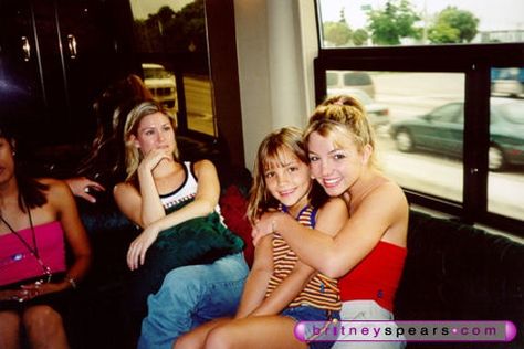 Britney Spears Sister, Britney Spears 1999, Britney Spears Gif, Jamie Lynn Spears, Britney Spears Pictures, Jamie Lynn, Britney Jean, Baby One More Time, Lonely Heart