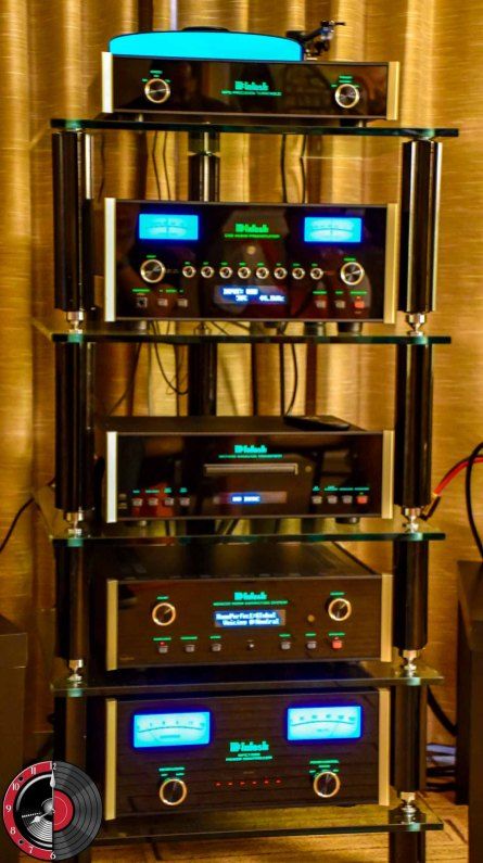 Mcintosh Stereo, Hifi Music System, Mcintosh Audio, Stereo Equipment, Audio Rack, Hi Fi System, Stereo Systems, Listening Room, Audio Room