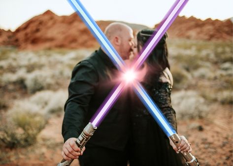 Star Wars Couples Photoshoot, Lightsaber Photoshoot Ideas, Lightsaber Wedding Photos, Star Wars Wedding Photos, Starwars Photoshoot, Star Wars Engagement Photos, Lightsaber Wedding, Sedona Photoshoot, Wedding Core