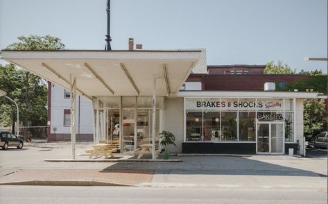 Gas Station Converted To House, Gas Station Conversion, Drive Thru Restaurant, Courtyard Cafe, Coffee Bakery, Restaurant Station, Vintage Garage, Station Service, Old Gas Stations