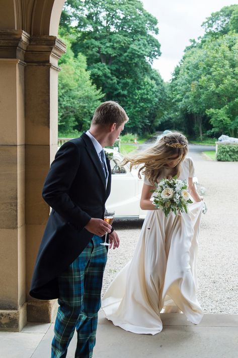 Scottish Wedding Suit, Scotland Castle Wedding, Wedding Morning Suits, Scottish Wedding Dresses, Scottish Wedding Themes, Scottish Wedding Traditions, Kilt Wedding, Grooms Outfit, Wedding Kids Outfit