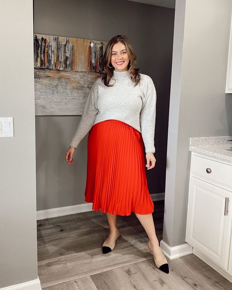 Skirt Winter, Women Appreciation, Woman Clothes, Trendy Blouses, Valentines Outfits, Valentine's Day Outfit, Day Outfit, My Valentine, Casual Winter Outfits