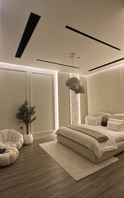 Bedroom Big Room, Luxury Small Bedroom Design, Kardashian Bedroom, Big Bedroom Ideas, Rich Bedroom, Bedroom Rich, Rich Girl Bedroom, Rich Room, Dream Bedroom Luxury