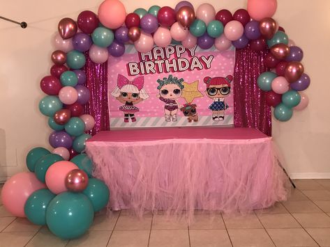 Lol Surprise Dolls Party Ideas Diy, Lol Birthday Party Ideas Decorations, Lol Birthday Party Ideas, Diy Lol Surprise, Lol Surprise Dolls Party Ideas, Disney Cars Birthday Decorations, Make Balloon Garland, Surprise Birthday Party Decorations, Surprise Party Decorations