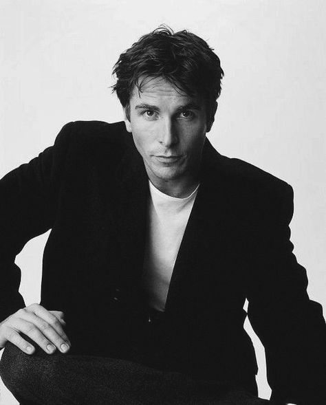 Christian Bale Chris Bale, Celeb Pictures, Batman Christian Bale, The Fighter, Regular People, Child Actors, Christian Bale, Pretty Men, Celebrity Crush