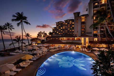 Catch some rays at the beach or spend the day relaxing at Halekulani's full-service spa. Then enjoy a meal at one of the resort's 3 restaurants. Halekulani Hotel, At The Beach, Full Service, The Beach, The Day, Spa, Restaurant, Hotel