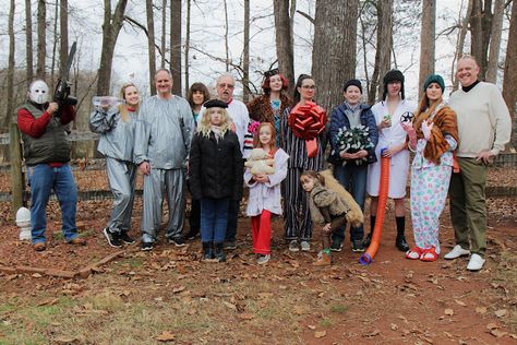 Christmas Vacation Themed Party, Christmas Vacation Cast, Vacation Themed Party, Christmas Vacation Costumes, Famous Christmas Movies, National Lampoon Christmas, Christmas Vacation Party, Popular Christmas Songs, Christmas Jam