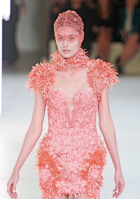 Alexander McQueen, coral Coral Reef Outfit, Coral Reef Inspired Fashion, Coral Inspired Fashion, Coral Reef Print, Coral Fashion, Coral Colour, Alexander Mcqueen Dresses, Dress Illustration, Coral Design