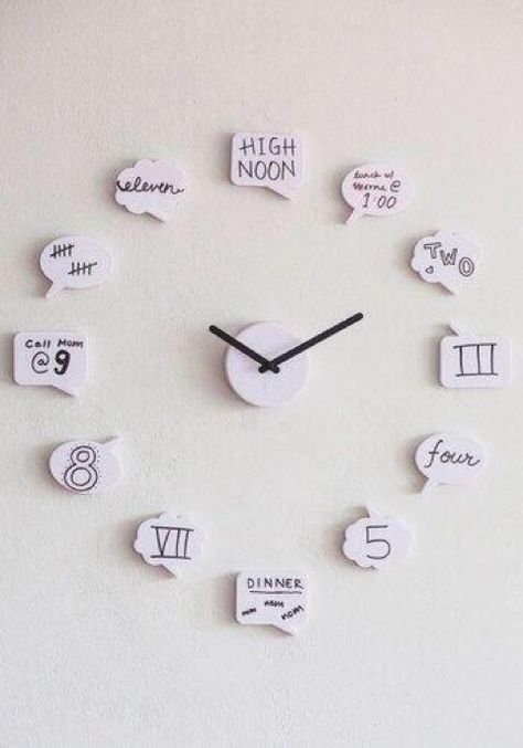 Adorable click idea that you can make on your own Zimmer Diy, Cute Clock, Diy Crafts For Teens, Easy Room Decor, Dekor Diy, Teen Girl Room, Teen Girl Bedroom, Teen Room Decor