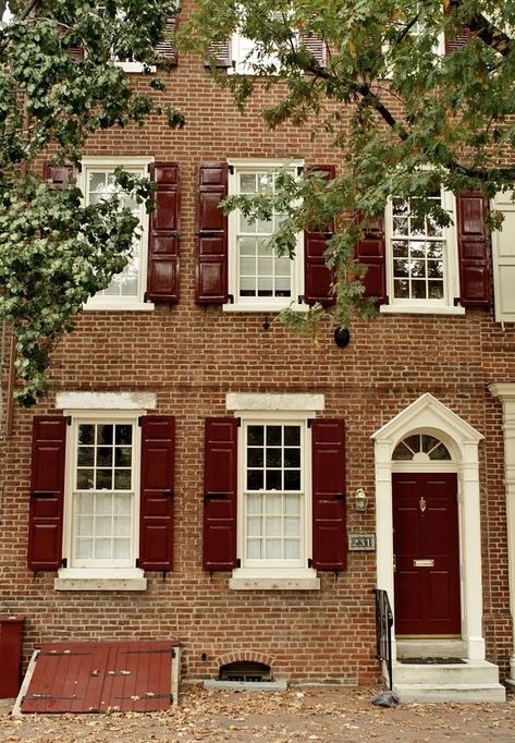 Shutters Brick House, Brick House Trim, Duplex Remodel, Art Heist Baby, Brick House Front Door Colors, Red House Exterior, Orange Brick Houses, Porch Appeal, Exterior Front Door Colors